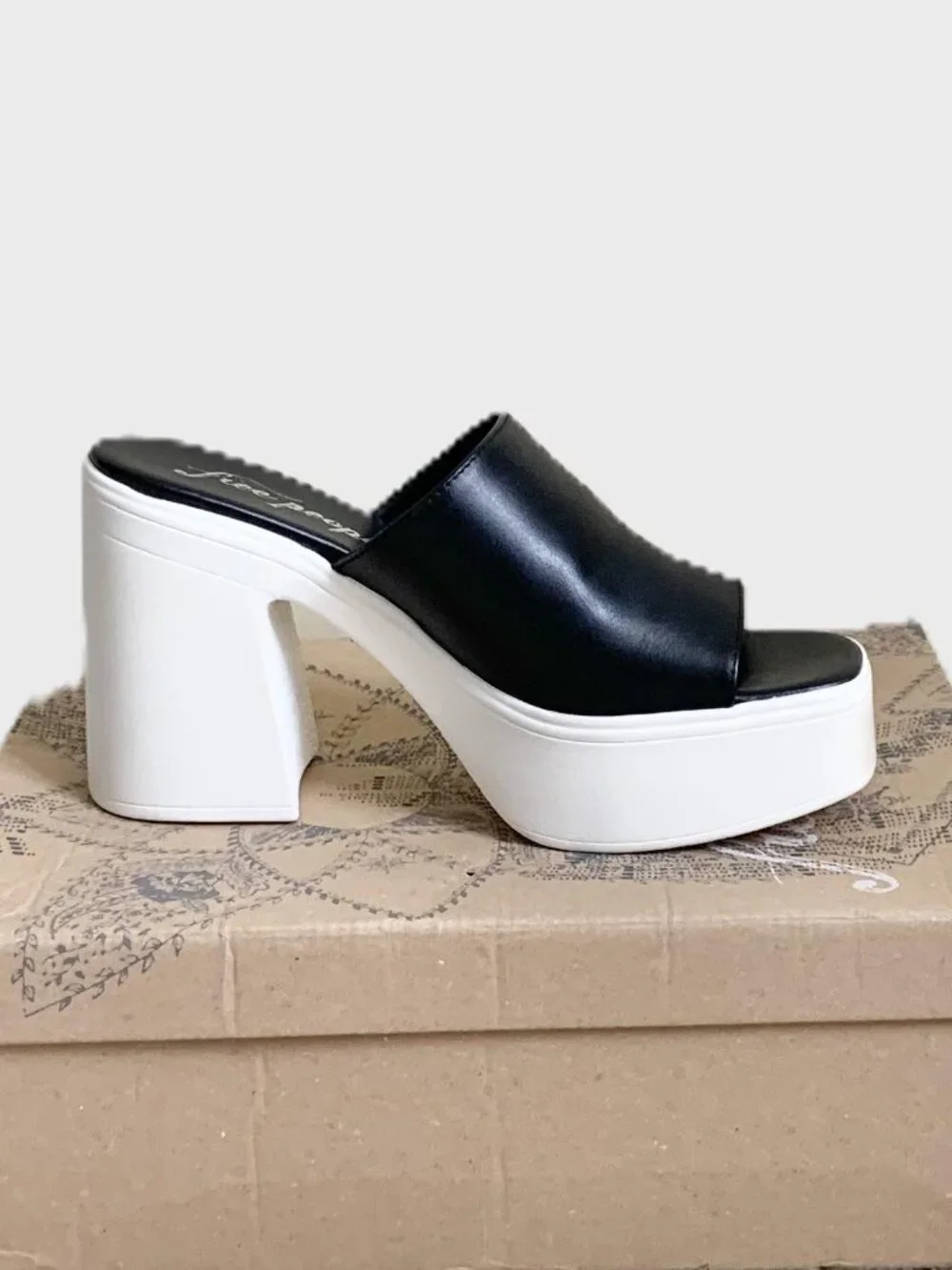 Free People Zoe Platform Slide Sandals, Black/White, Women’s 8.5, New In Box